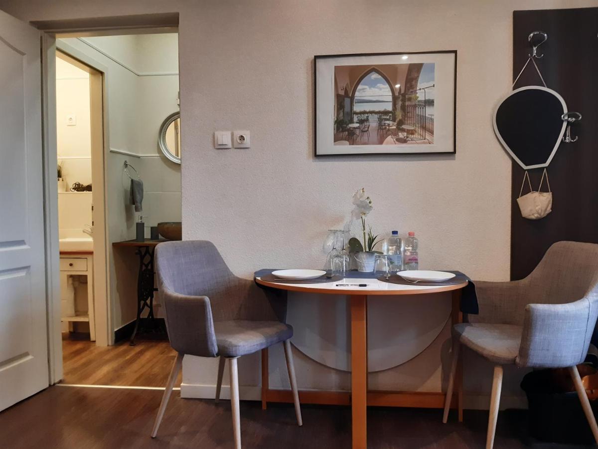 Ady Apartman Tata Zewnętrze zdjęcie